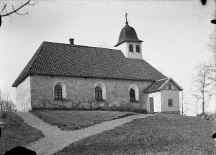 Kvinnestads kyrka