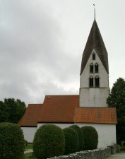 Sproge kyrka