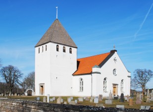 Persnäs kyrka